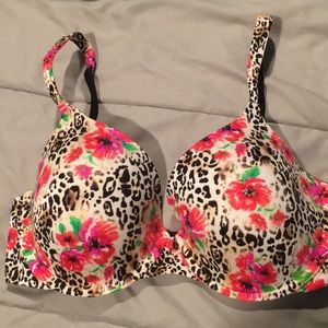 Victoria’s Secret Lined Perfect Coverage Bra